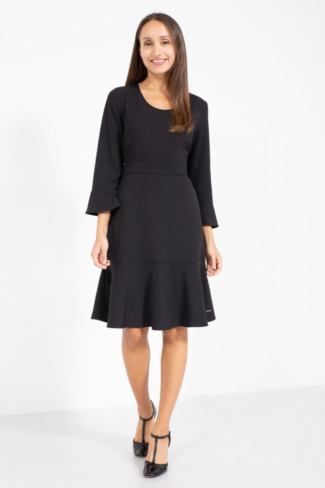 שמלת מידי בגזרת פעמון