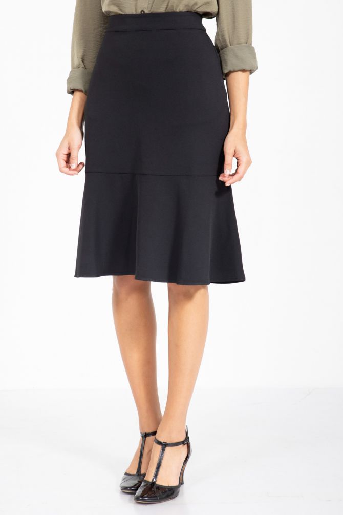 חצאית פעמון עם וולן