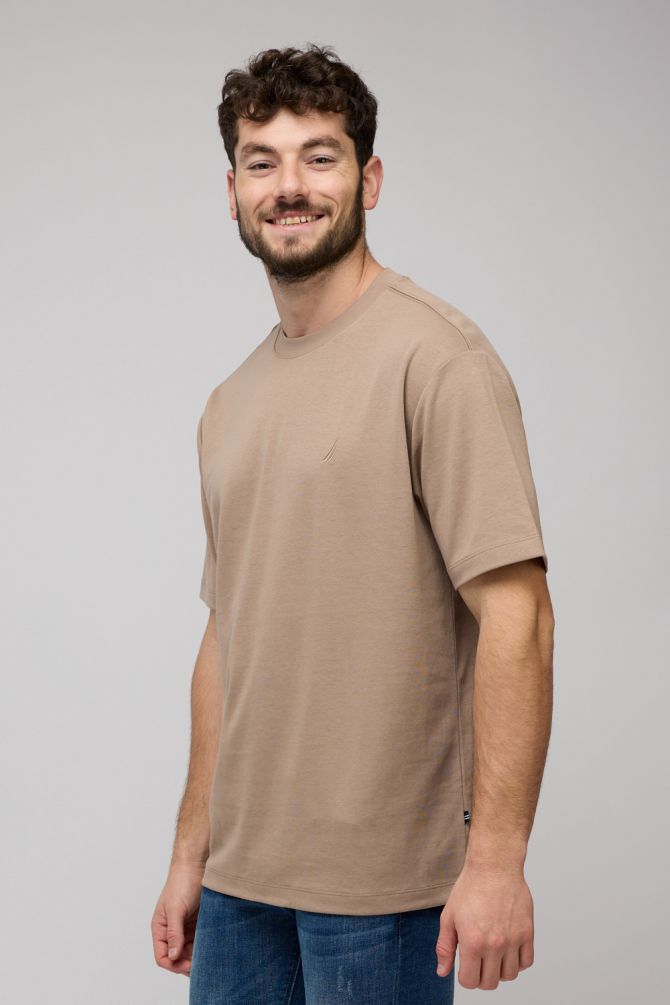 טי-שירט קצרה לגברים