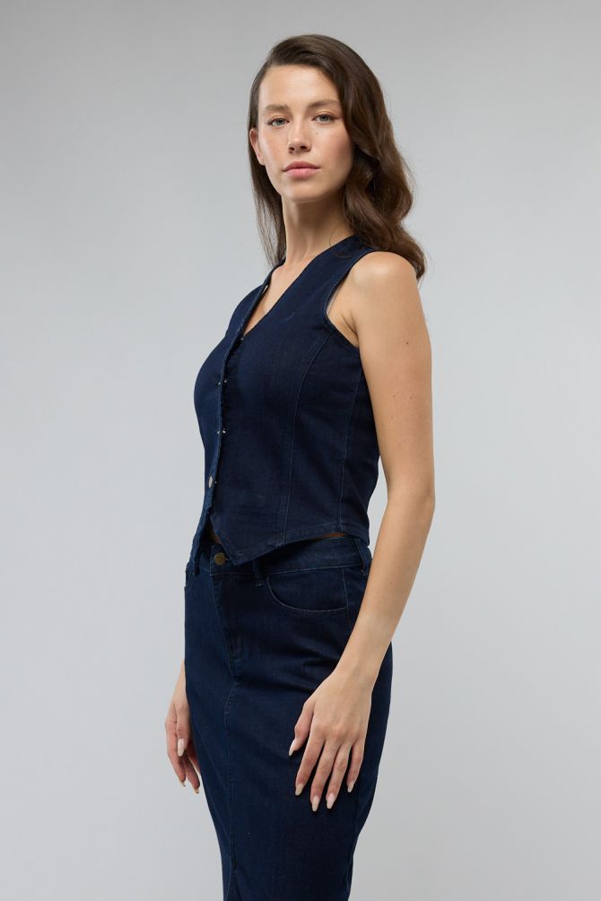 וסט Nautica עם כפתורים לנשים