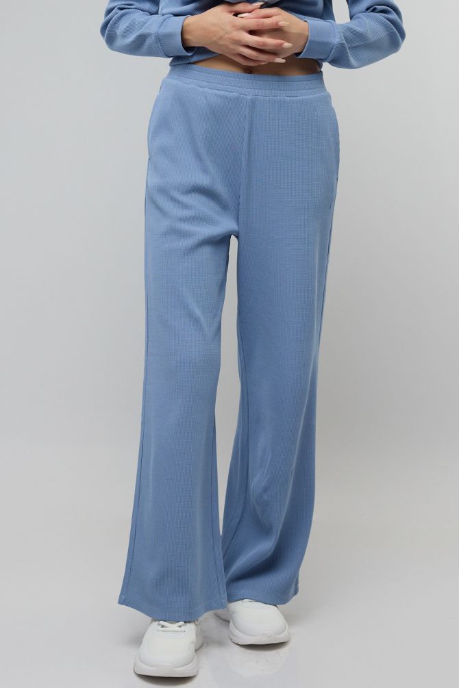 מכנסי טרנינג Nautica לנשים בגזרה מתרחבת