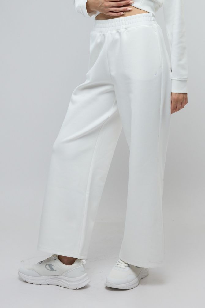 מכנסי טרנינג בגזרה מתרחבת לנשים Nautica