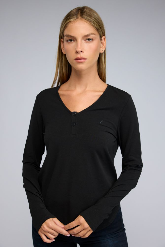 טי שירט Nautica ארוכה לנשים עם לוגו וצווארון וי