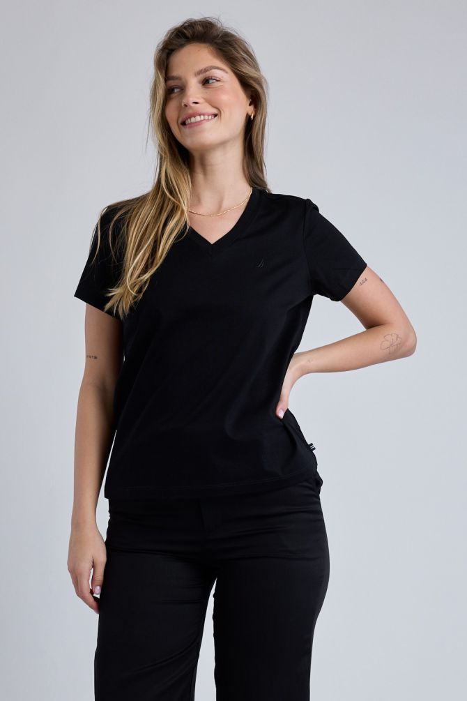 טי שירט קצרה עם צווארון V ולוגו Nautica לנשים