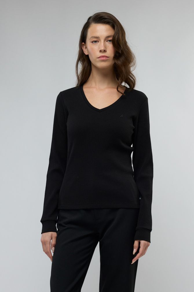 חולצת ”טופ” צווארון V לנשים