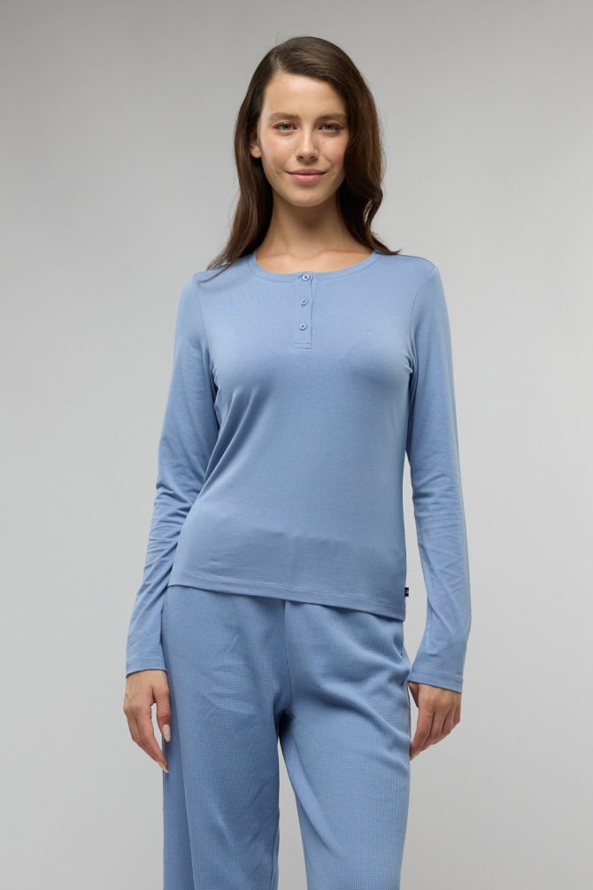 חולצת פולו Nautica ללא צווארון ושרוול ארוך לנשים