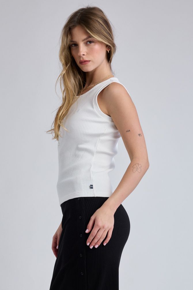 גופיית Nautica מבד ריב עם כפתורים לנשים