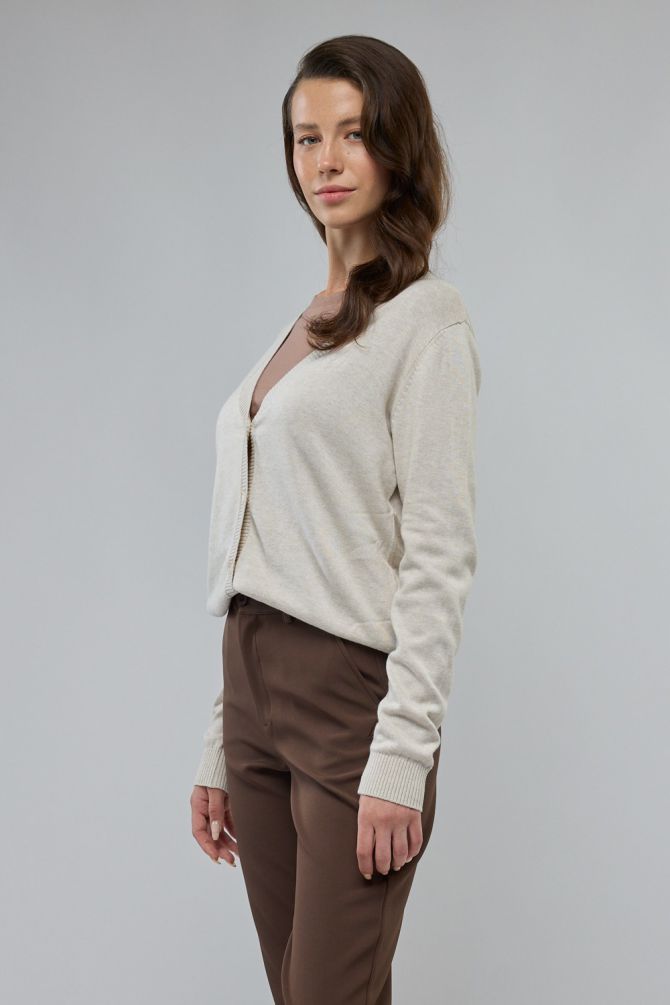 סריג קרדיגן עם כפתורים צווארון V עמוק ולוגו רקום לנשים