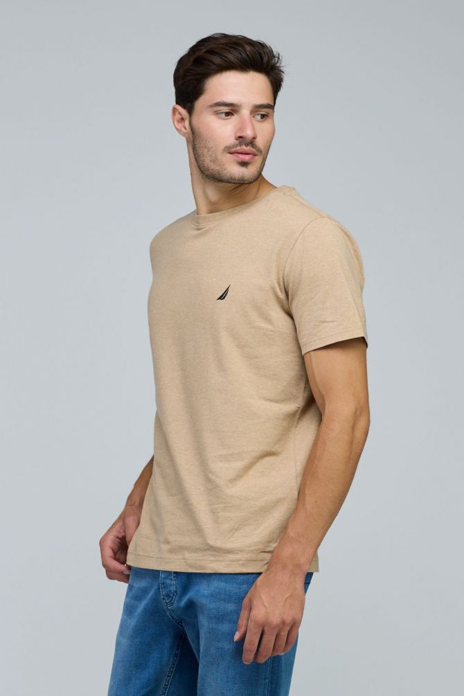 טי שירט בייסיק עם צווארון עגול ורקמת לוגו