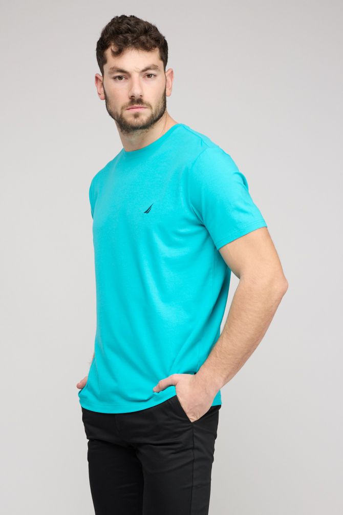 טי שירט בייסיק עם צווארון עגול ורקמת לוגו