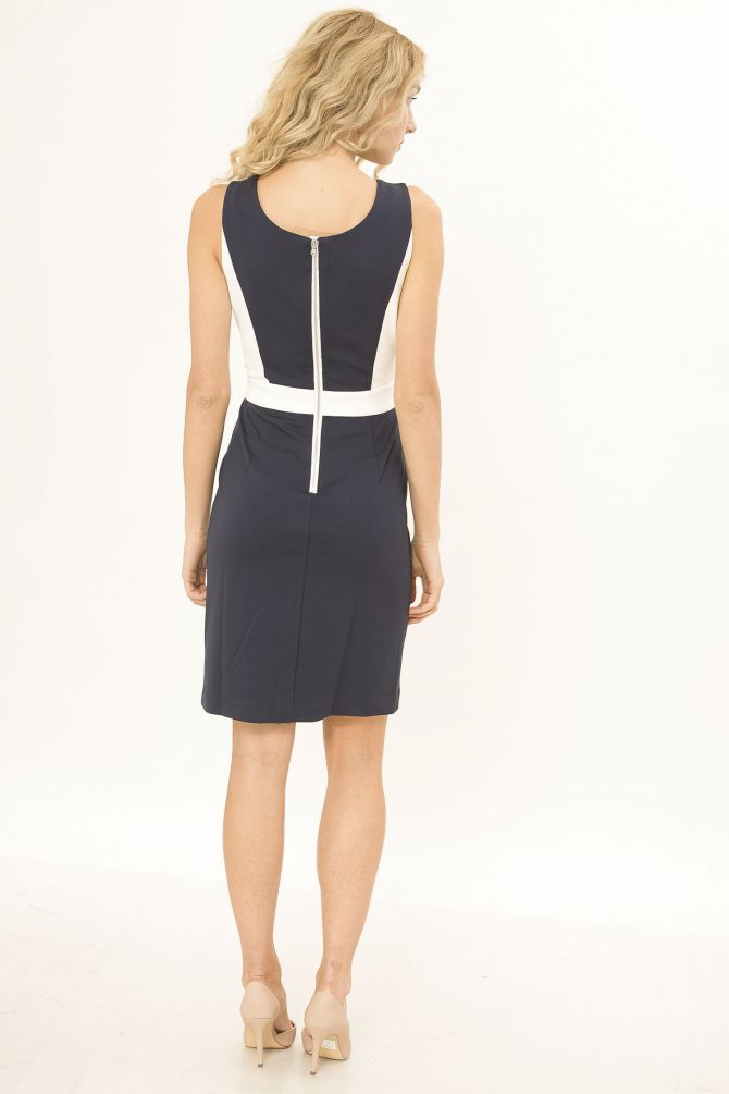 שמלה בגזרה מחמיאה בשילוב 2 צבעים לנשים