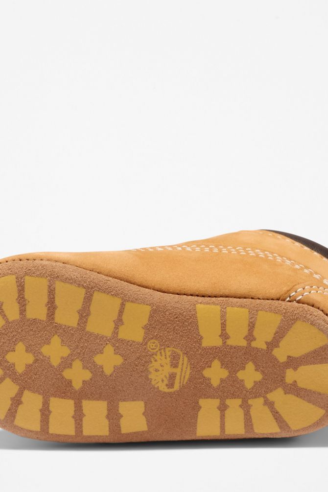 נעלים אופנתיות לתינוקות מדגם ה- YELLOW BOOTS הקלאסית של טימברלנד