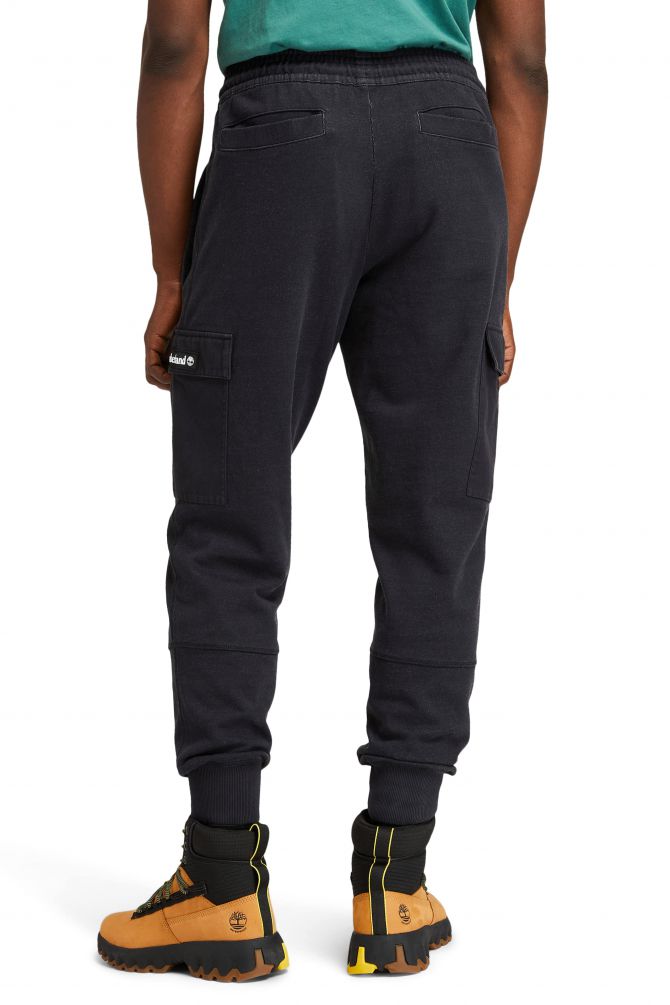 מכנסי טרנינג עם כיסים וסיומת גומי