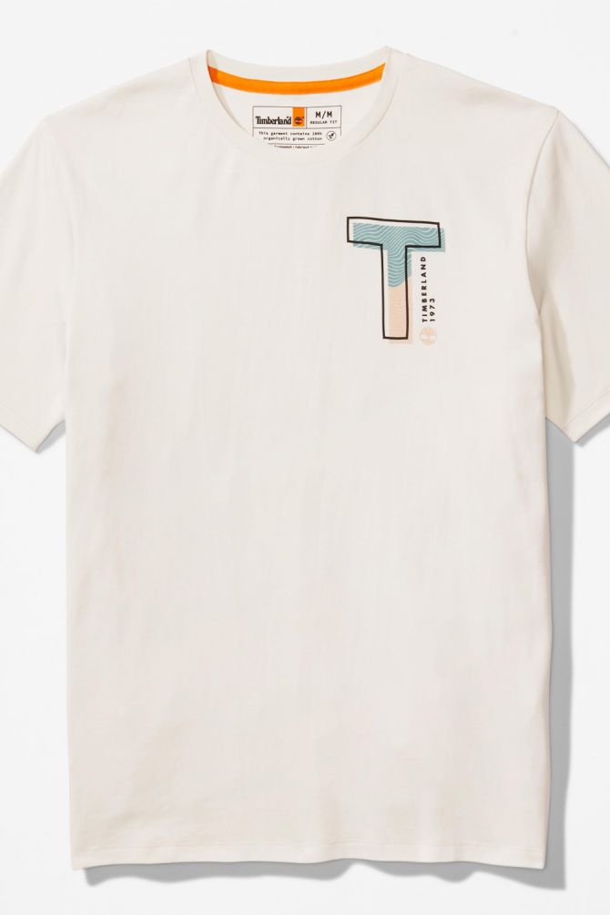 טי שירט לגבר עם הדפס T גדולה בשילוב לוגו לאורך