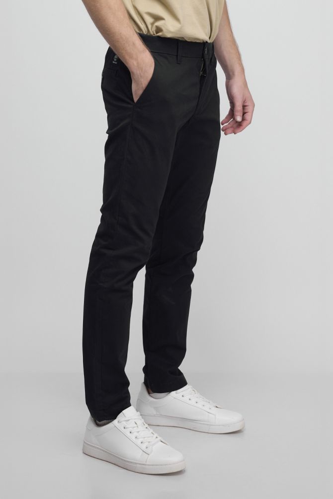 מכנסי צ’ינו בגזרת SLIM