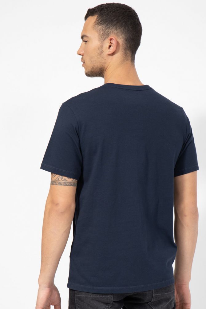 טי שירט עם כיתוב טימברלנד