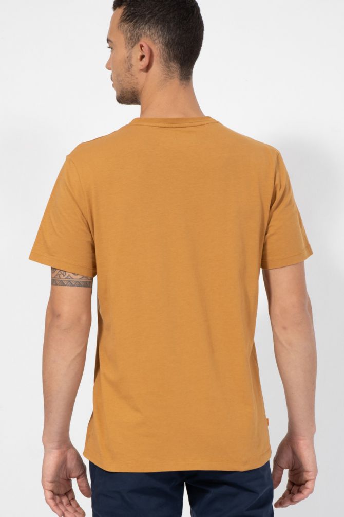 טי שירט עם כיתוב טימברלנד