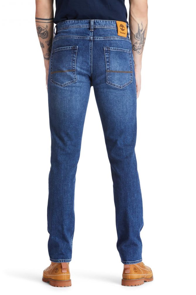 מכנסי ג’ינס בגזרת SLIM