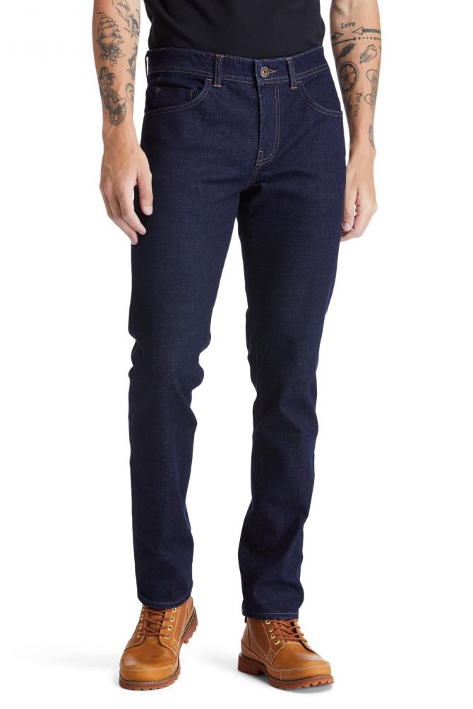מכנסי ג’ינס בגזרת SLIM