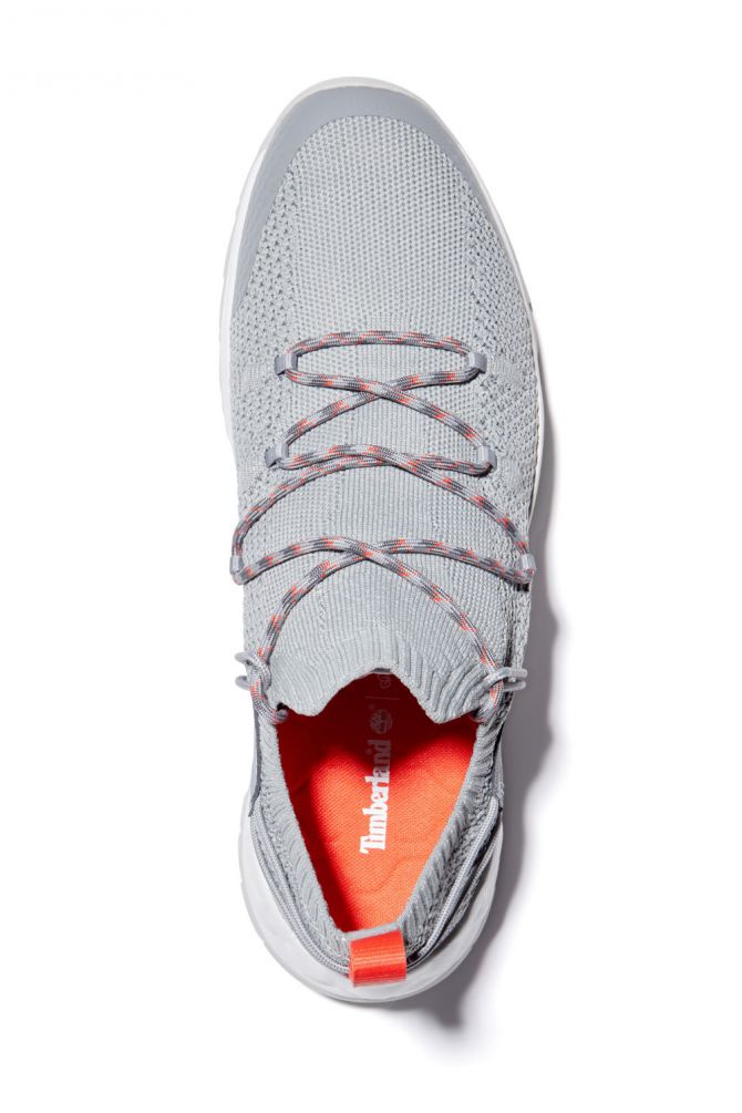 נעלי ספורט לגבר דגם SOLAR WAVE - צבע אפור