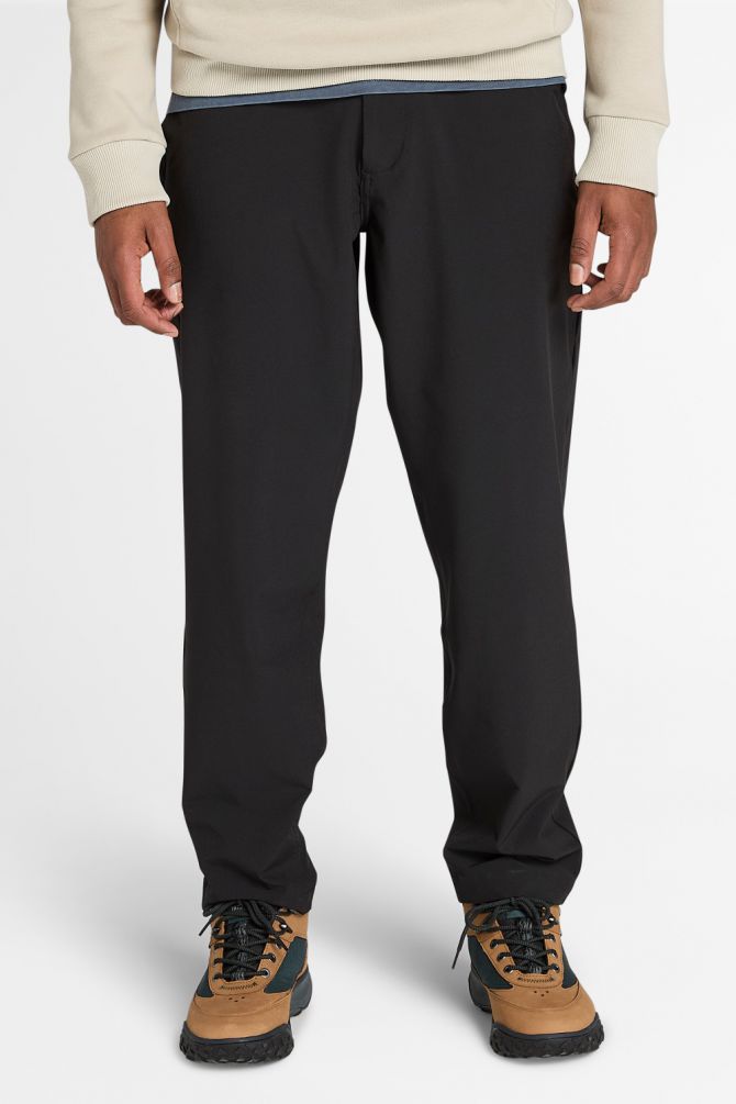 מכנסי טיולים לגבר