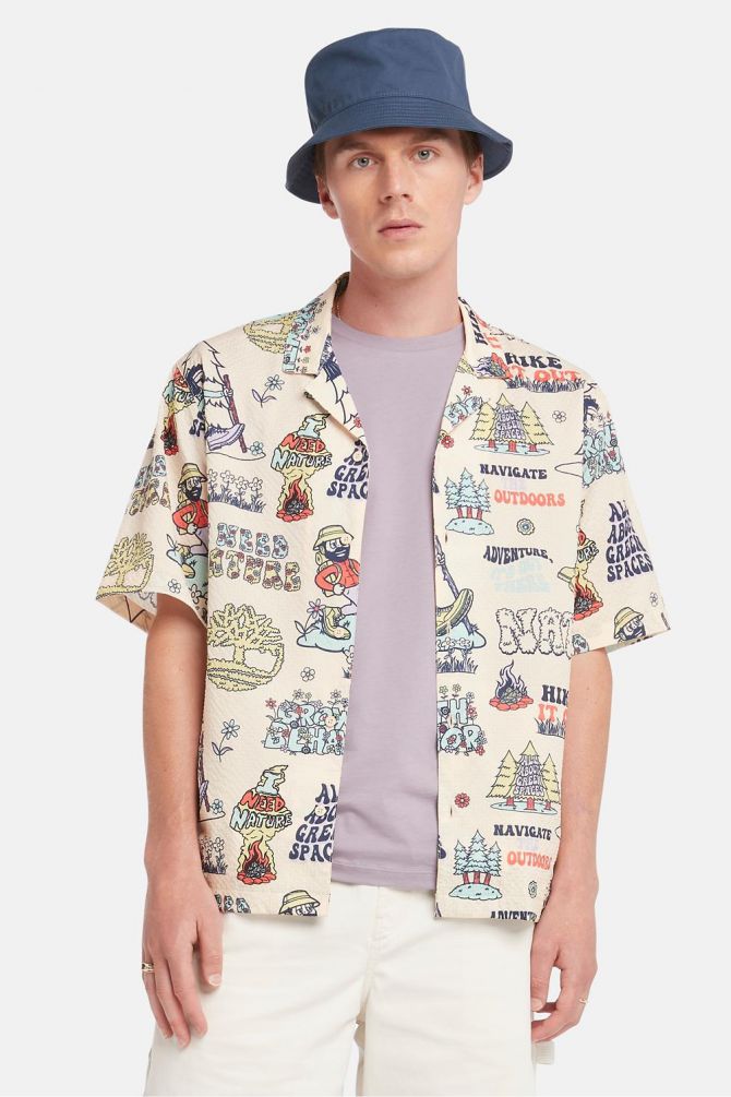 חולצת ריזורט Timberland מכופתרת בהדפס גרפי לגברים