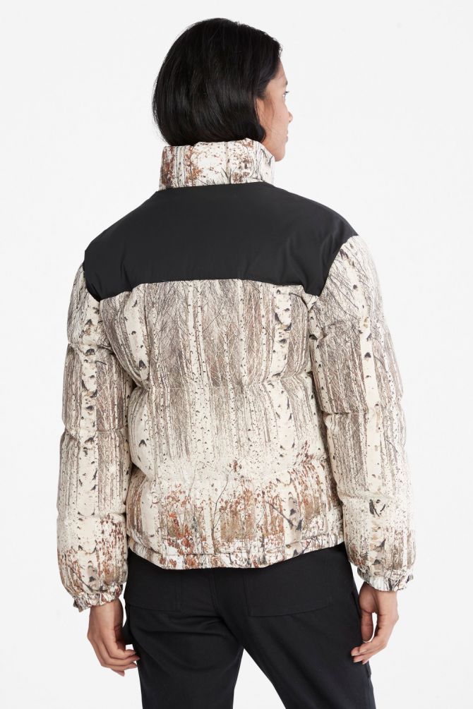 מעיל פאפר בעיצוב גרפי עם לוגו טימברלנד בחזה