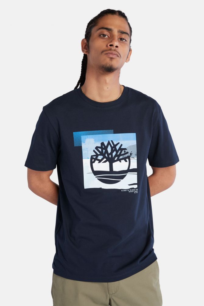 חולצת טי שירט ”Coast” לוגו גרפי