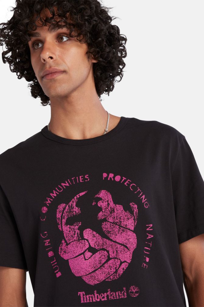 חולצת טריקו לגברים עם הדפס גרפי ייחודי בחזית