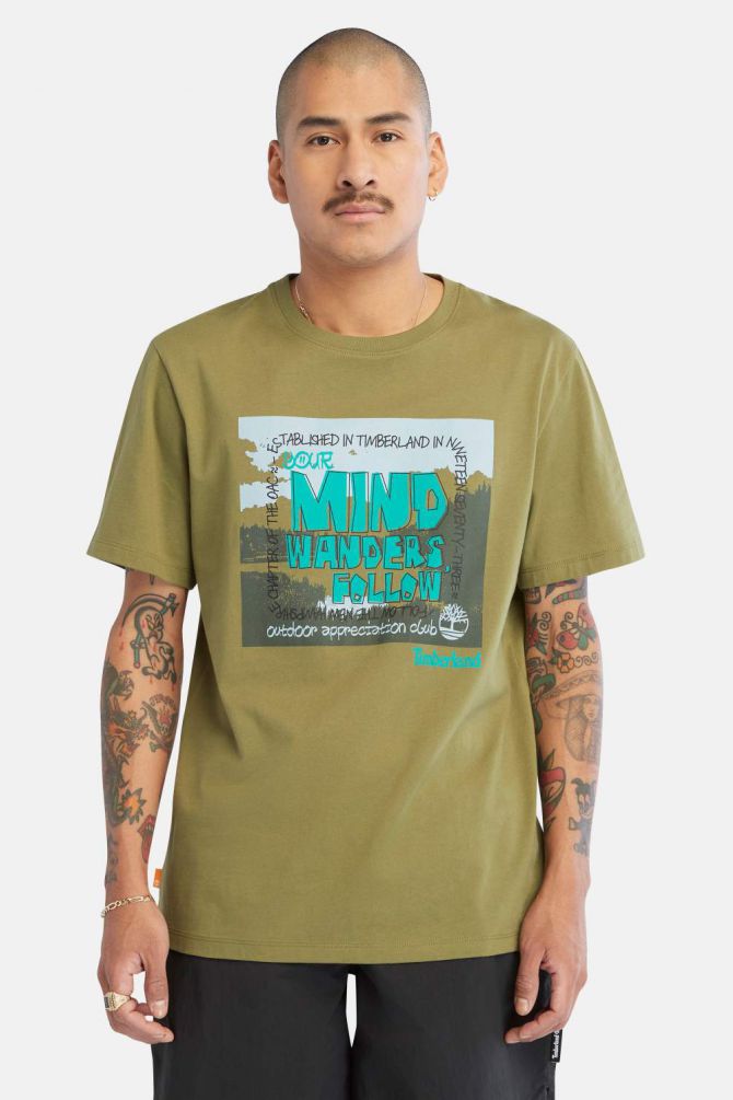 חולצת טי שירט עם הדפס לגברים