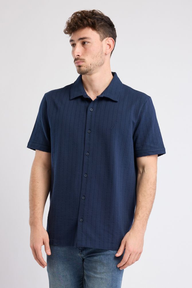 חולצה מכופתרת NAUTICA קצרה דוגמת פסים לגברים