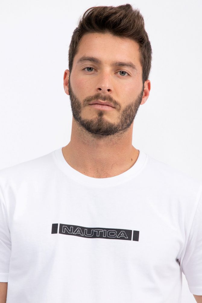 טי שירט בהדפס לוגו בחזית