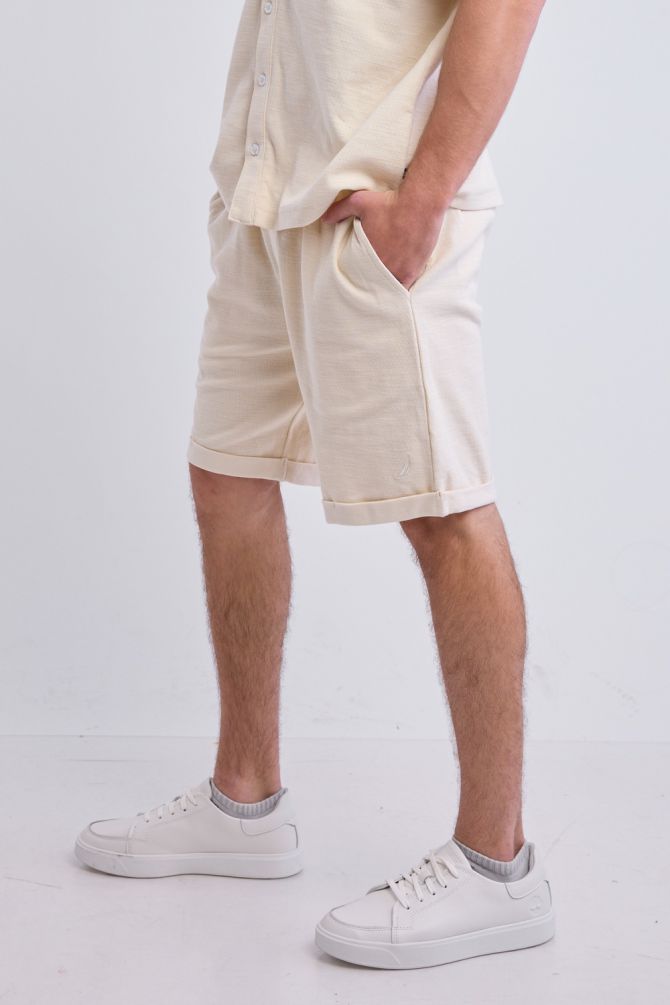 מכנסי ברמודה NAUTICA עם כיסי צד לגברים