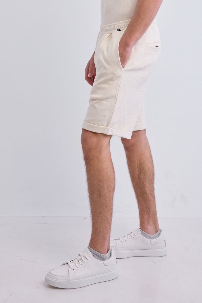 מכנסי ברמודה NAUTICA עם כיסי צד לגברים