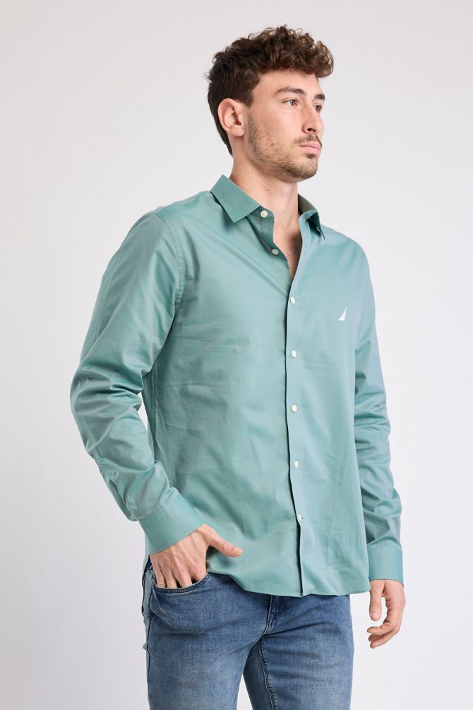 חולצה מכופתרת איכותית עם שרוול ארוך ולוגו Nautica רקום