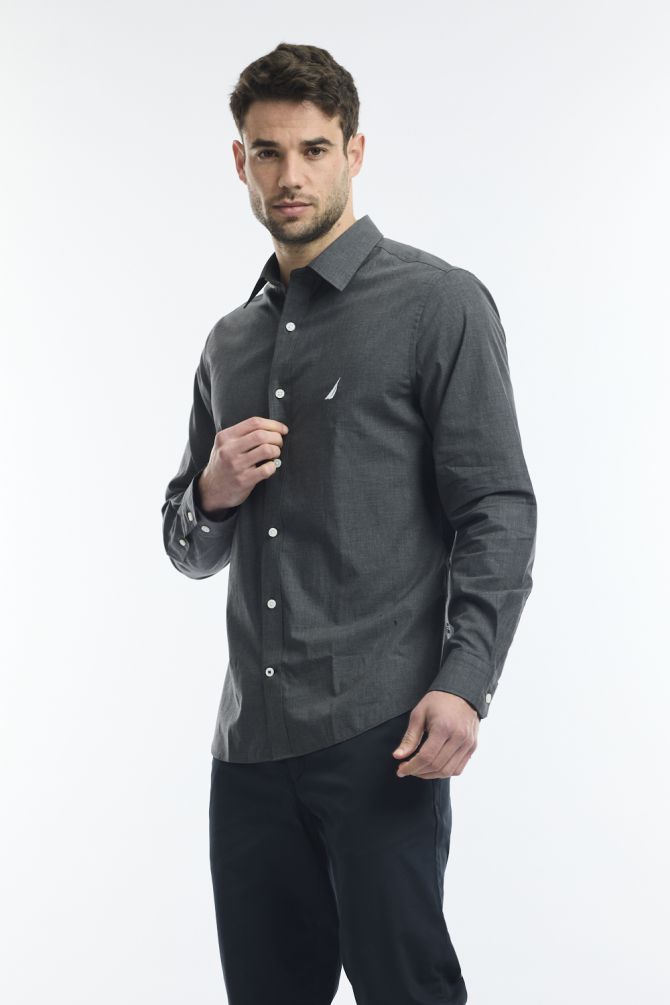 חולצה מכופתרת TAILORED FIT מסוגננת לגבר