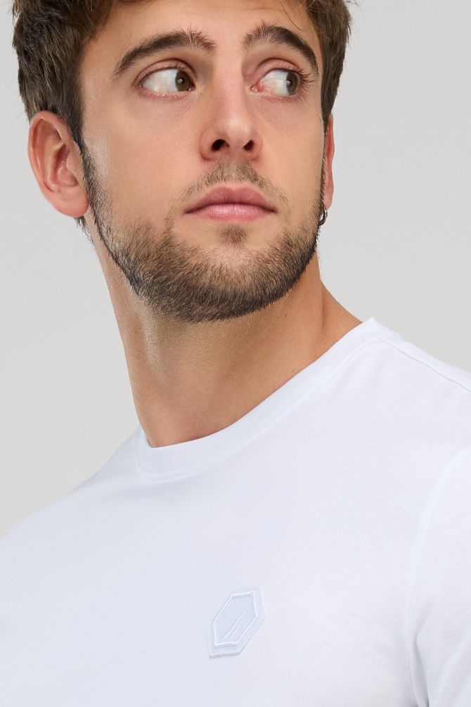 חולצת טי-שירט קצרה לגברים