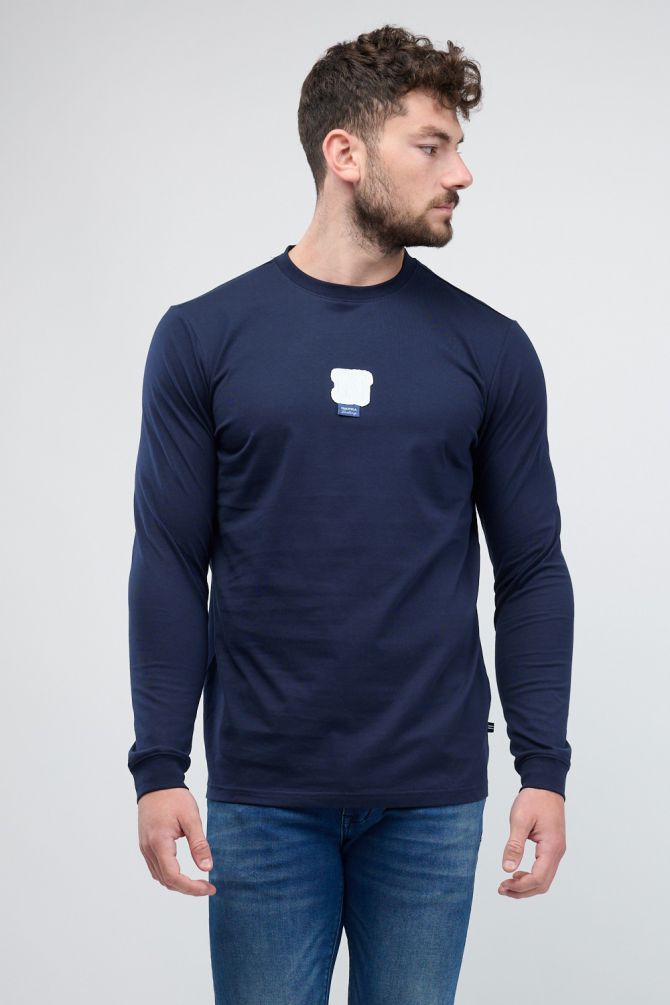 טי שירט ארוכה Nautica עם רקמה לגברים