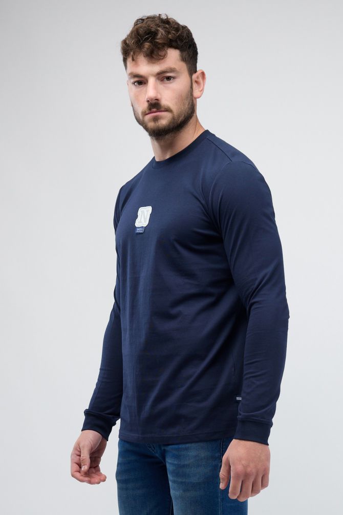 טי שירט ארוכה Nautica עם רקמה לגברים