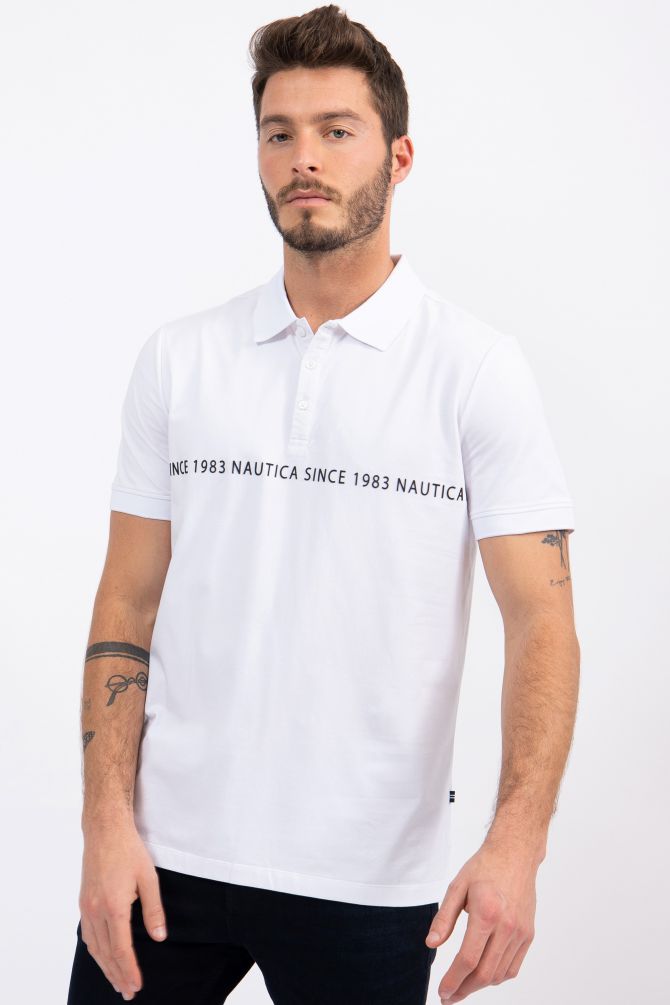 חולצת פולו עם כיתוב תלת מימד nautica since 1983