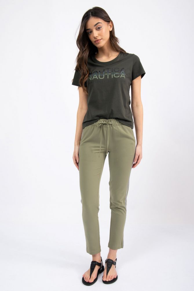 טי שירט בהדפס לוגו נאוטיקה משוכפל