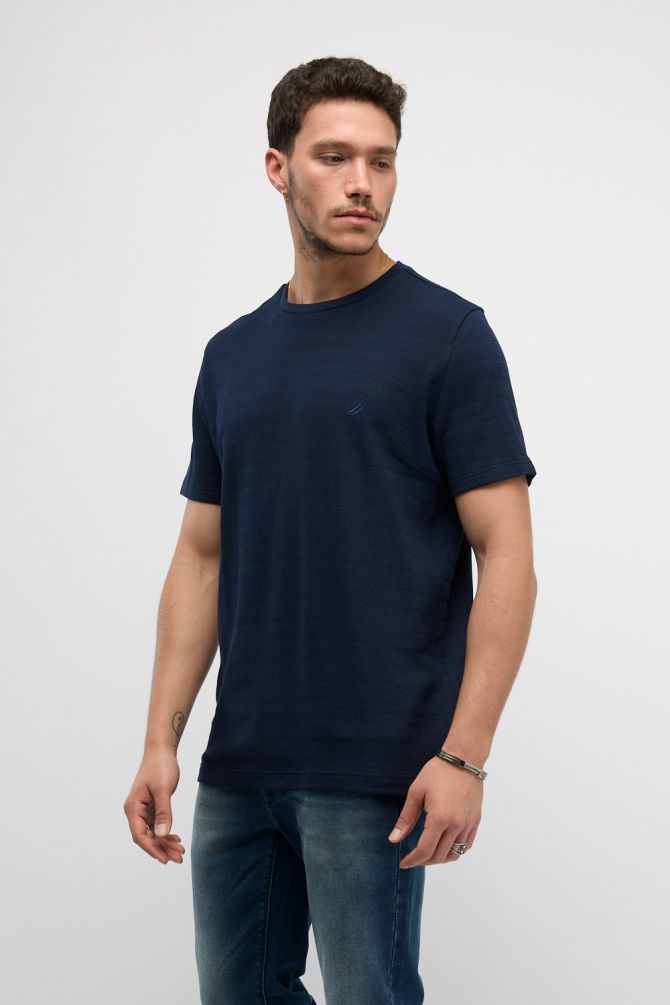 טי שירט בייסיק עם צווארון עגול לגברים