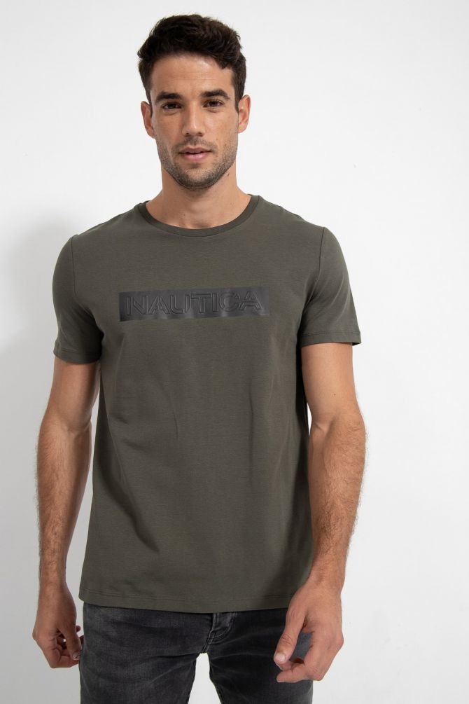 טי שירט לוגו נאוטיקה מודגש