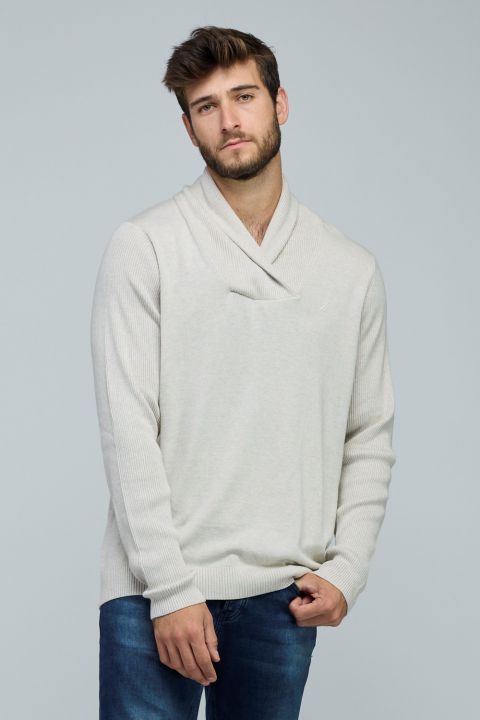 סוודר אופנתי מבד פרימיום וצווארון V לגבר