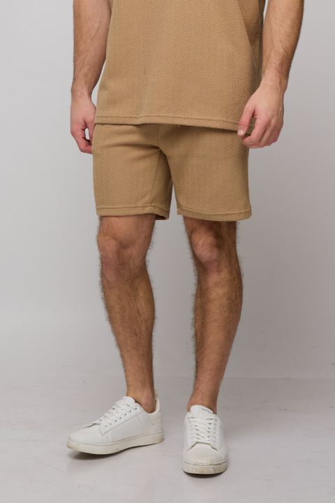 מכנסיים קצרים לגברים