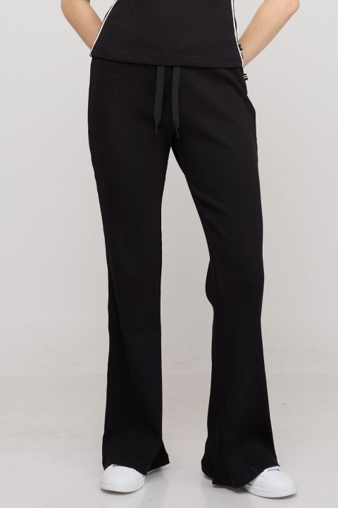 מכנסי ריב מתרחבים לנשים