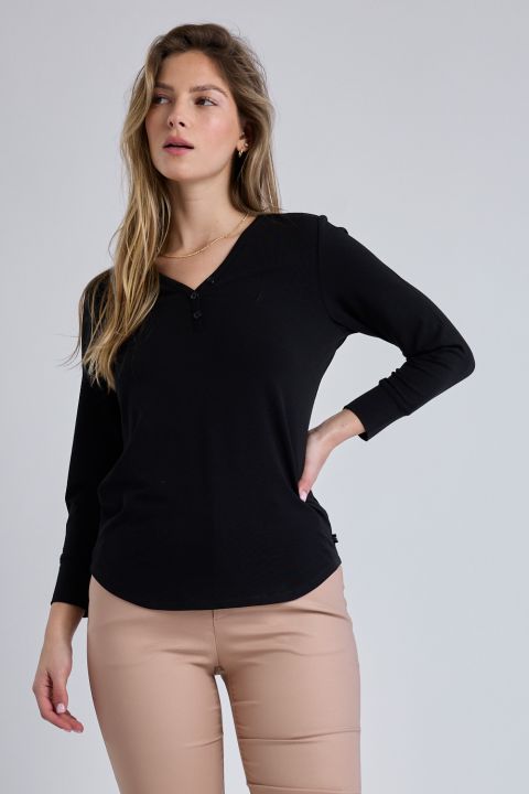 טי שירט ארוכה Nautica לנשים עם כפתורים בחזה