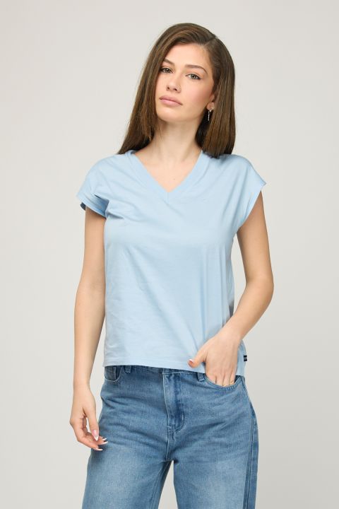 חולצת טי-שירט קצרה