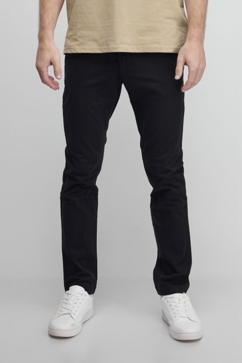 מכנסי צ’ינו בגזרת SLIM