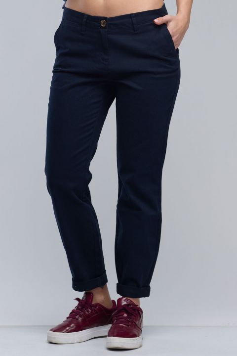 מכנסי Nautica בגזרה ישרה לנשים